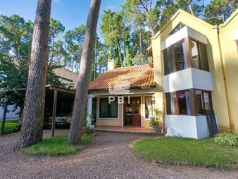 https://web5.gallito.com.uy/casa-3-dormitorios-en-solanas-country-punta-inmuebles-25111893
