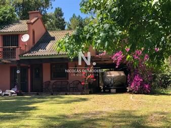 https://www.gallito.com.uy/casa-de-dos-dormitorios-en-venta-en-parque-inmuebles-25040511