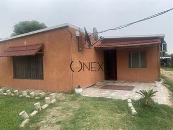 https://www.gallito.com.uy/venta-de-2-casas-y-barbacoa-cerrada-en-el-pinar-inmuebles-27317034