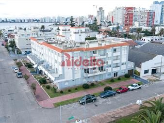 https://web5.gallito.com.uy/venta-de-apartamento-2-dormitorios-en-peninsula-inmuebles-25804521