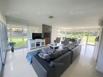https://web5.gallito.com.uy/alquiler-casa-3-dormitorios-en-playa-brava-inmuebles-23134139