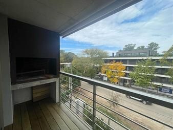 https://web5.gallito.com.uy/alquiler-apartamento-1-dormitorio-impecable-malvin-inmuebles-27503656