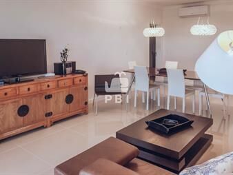 https://www.gallito.com.uy/venta-apartamento-3-dormitorios-playa-mansa-inmuebles-23142166