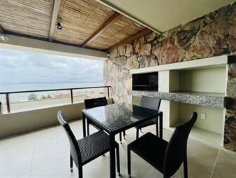 https://web5.gallito.com.uy/alquiler-temporario-de-apartamento-de-dos-con-de-inmuebles-25992531