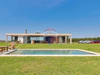 https://www.gallito.com.uy/venta-de-casa-terraza-de-la-laguna-3-dormitorios-inmuebles-27502951
