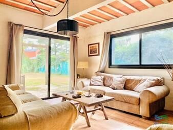 https://web5.gallito.com.uy/cã³moda-casa-muy-bien-ubicada-ideal-para-vivir-inmuebles-27266049