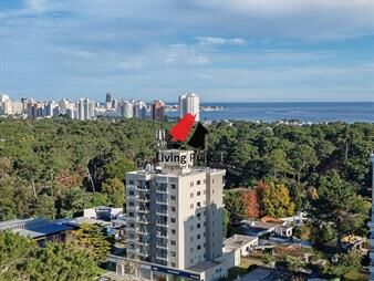 https://web5.gallito.com.uy/apartamento-en-venta-con-hermosa-orientacion-inmuebles-27442262