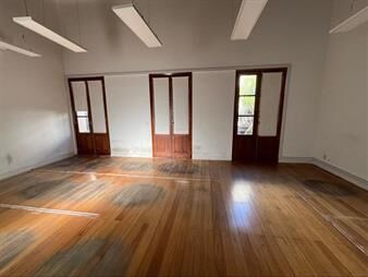 https://www.gallito.com.uy/alquiler-oficina-peatonal-sarandi-ciudad-vieja-inmuebles-27517834