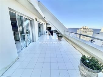 https://web5.gallito.com.uy/vende-apartamento-de-3-dormitorios-en-brava-punta-inmuebles-25627795