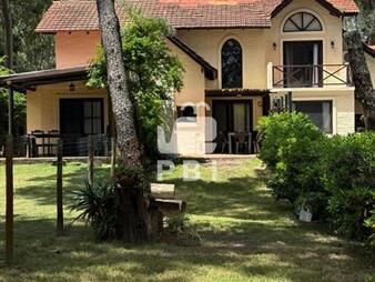 https://web5.gallito.com.uy/alquiler-temporario-de-casa-3-dormitorios-en-solanas-countr-inmuebles-27518078
