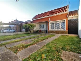 https://web5.gallito.com.uy/venta-casa-2-dormitorios-escritorio-belvedere-inmuebles-27469865