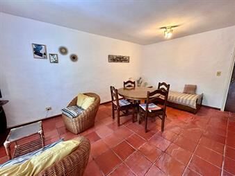 https://www.gallito.com.uy/venta-apartamento-1-dormitorio-playa-hermosa-inmuebles-27521805