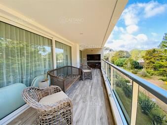https://www.gallito.com.uy/apartamento-en-venta-tres-suites-y-dependencia-inmuebles-23858830