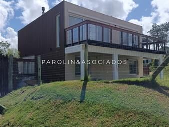 https://www.gallito.com.uy/casa-en-venta-de-3-dormitorios-con-piscina-en-en-inmuebles-27037499