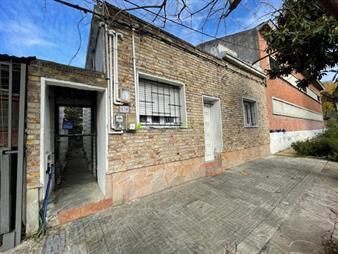 https://web5.gallito.com.uy/casa-y-2-apartamentos-inmuebles-27522607