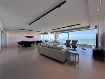 https://web5.gallito.com.uy/espectacular-penthouse-de-5-dormitorios-en-torre-inmuebles-26347411