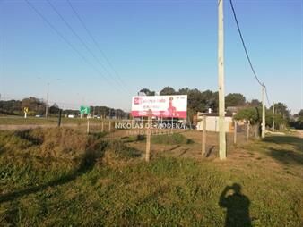 https://web5.gallito.com.uy/venta-de-terreno-con-casa-a-terminar-en-la-zona-inmuebles-25040165