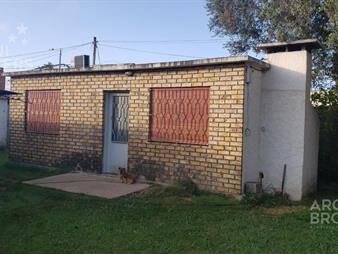 https://www.gallito.com.uy/terreno-manga-7400-m2-frente-de-47-mts-sobre-av-jose-inmuebles-24107877