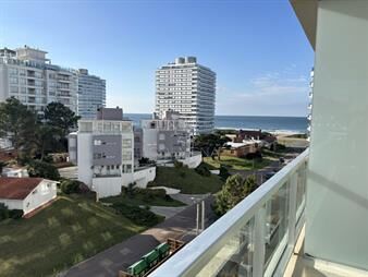 https://web5.gallito.com.uy/brava-una-cuadra-del-mar-todos-los-servicios-inmuebles-27434321