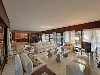 https://web5.gallito.com.uy/venta-casa-4-dormitorios-playa-mansa-punta-del-inmuebles-26995580