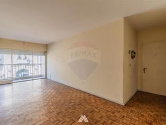 https://web5.gallito.com.uy/venta-apartamento-3-dormitorios-con-balcon-centro-inmuebles-27108288