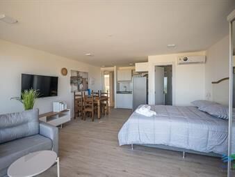 https://web5.gallito.com.uy/venta-de-apartamento-en-las-grutas-punta-ballena-inmuebles-25710411