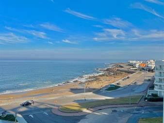 https://web5.gallito.com.uy/amplio-departamento-en-venta-en-peninsula-inmuebles-25454858