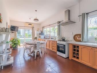 https://www.gallito.com.uy/casa-3-dorm-patio-con-piscina-cocheras-y-galpon-inmuebles-27337377