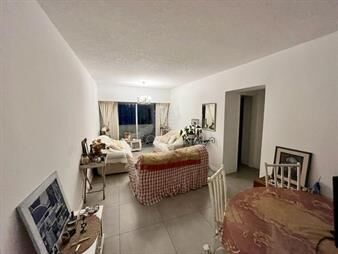 https://web5.gallito.com.uy/amplio-departamento-en-zona-roosevelt-inmuebles-24216679