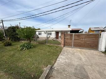 https://www.gallito.com.uy/venta-casa-3-dormitorios-salinas-fondo-garaje-inmuebles-27535128