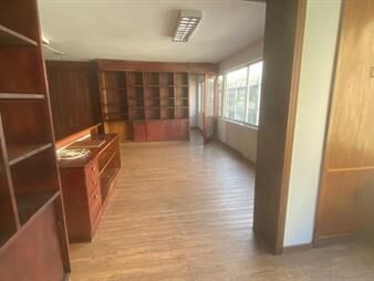 https://www.gallito.com.uy/alquilo-oficina-ciudad-vieja-con-garage-inmuebles-27352699