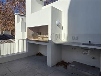 https://web5.gallito.com.uy/venta-apartamento-3-dormitorios-y-parrillero-cordon-sur-inmuebles-26761311