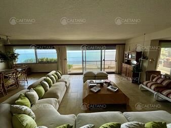 https://web5.gallito.com.uy/apartamento-en-venta-3-dormitorios-y-dependencia-inmuebles-26707634