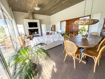 https://www.gallito.com.uy/pueblo-mio-casa-de-3-dormitorios-con-piscina-inmuebles-24456776