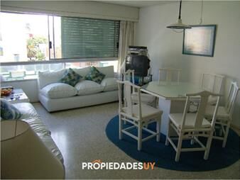 https://www.gallito.com.uy/apartamento-en-peninsula-3-dormitorios-inmuebles-26463702