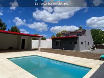 https://www.gallito.com.uy/vendo-casa-amplia-y-luminosa-3-dormitorios-3-baños-amplio-inmuebles-27313494
