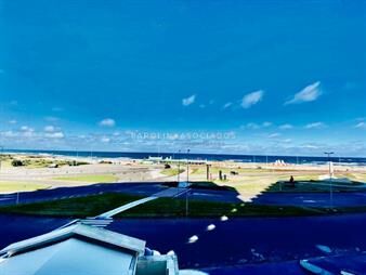 https://web5.gallito.com.uy/apartamento-en-venta-de-3-dormitorios-en-torre-inmuebles-20011751