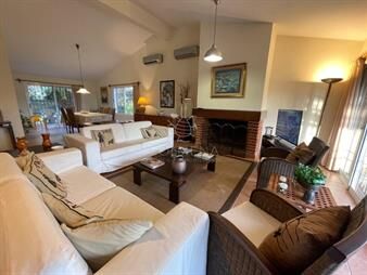 https://www.gallito.com.uy/casa-en-mansa-4-dormitorios-inmuebles-25627952