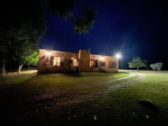 https://www.gallito.com.uy/venta-de-chacra-de-6-ha-con-2-casas-en-zanja-de-inmuebles-27548709