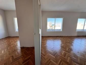 https://web5.gallito.com.uy/alquiler-de-oficina-en-ciudad-vieja-inmuebles-27552745