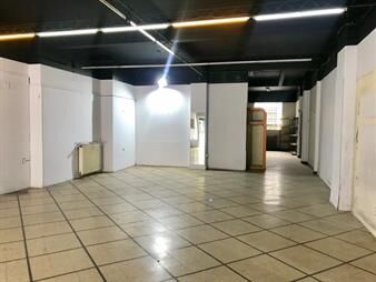 https://web5.gallito.com.uy/sobre-av-18-de-julio-excelente-local-comercial-con-deposi-inmuebles-24440748