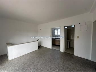 https://www.gallito.com.uy/venta-casa-ph-de-altos-villa-española-2-dormitorios-inmuebles-27553039