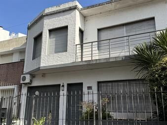 https://www.gallito.com.uy/alquiler-de-casa-6-ambientes-ideal-para-oficina-garaje-p-inmuebles-27474237