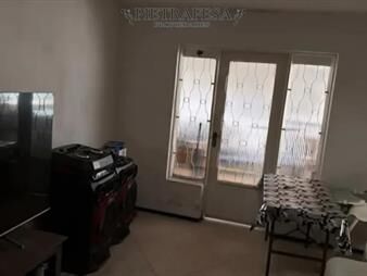 https://www.gallito.com.uy/2-casas-en-venta-con-gran-terreno-lezica-inmuebles-27553606