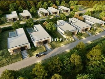 https://www.gallito.com.uy/hermoso-barrio-cerrado-en-el-tesoro-inmuebles-25598330
