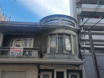 https://web5.gallito.com.uy/venta-casa-4-dormitorios-cordon-sur-azotea-de-43m°-inmuebles-27469327