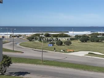 https://web5.gallito.com.uy/apartamento-en-venta-de-2-dormitorios-en-edificio-inmuebles-27306300