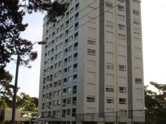 https://www.gallito.com.uy/apartamento-sobre-roosevelt-edif-12-lunas-inmuebles-17200167