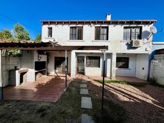 https://www.gallito.com.uy/venta-casa-3-dormitorios-con-renta-solymar-sur-inmuebles-27518843