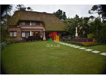 https://www.gallito.com.uy/hermosa-casa-en-san-rafael-inmuebles-26676802